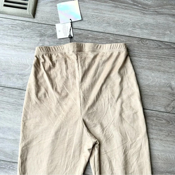 NWT  Missguided Faux Suede Tan Colour Leggings - Picture 13 of 14